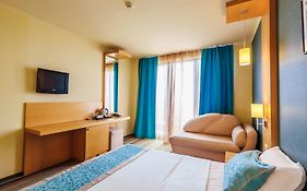 Хотел Мираж